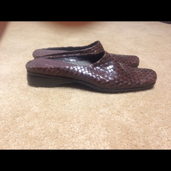 Enzo Angiolini Flats - Picture 2 of 2