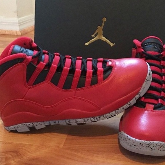 Red and black J's🔥 - Picture 3 of 3