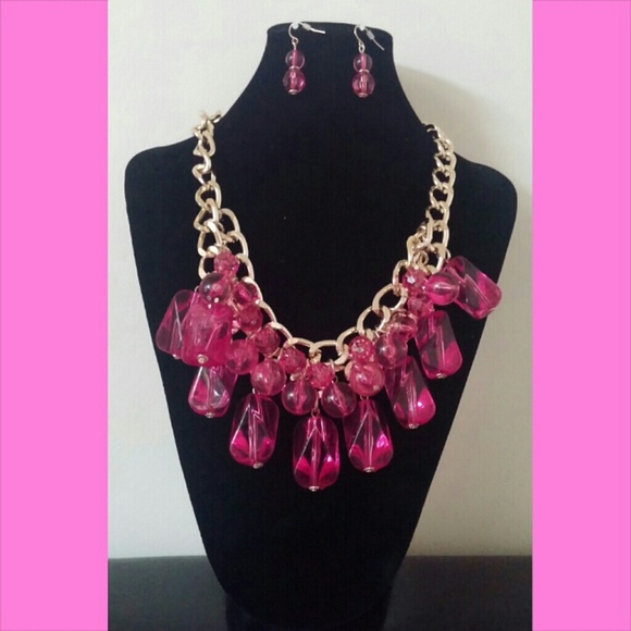 FuchsiaNecklace w/ Earrings NWOT - Picture 2 of 4