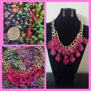 FuchsiaNecklace w/ Earrings NWOT