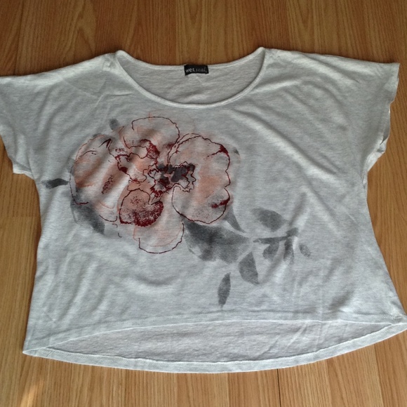 Crop top - Picture 2 of 2