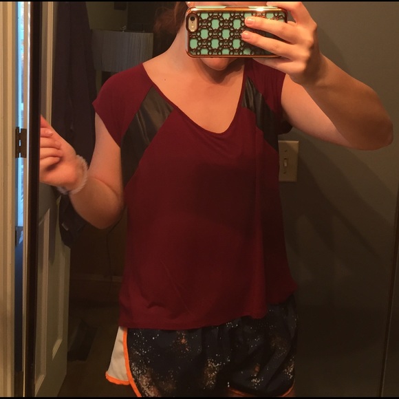 eyeshadow high low shirt - Picture 2 of 4