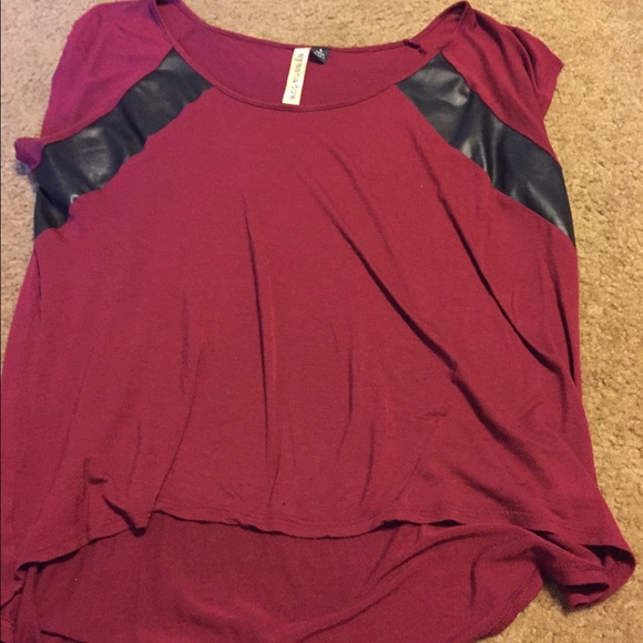 eyeshadow high low shirt - Picture 3 of 4