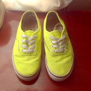 Neon Vans!😎💚💛