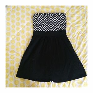 Black & White Tribal Mini Dress 💘