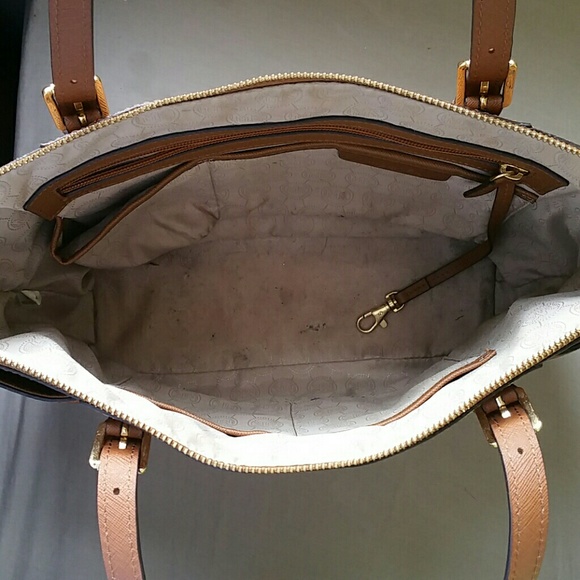 Mickel kors handbag authentic - Picture 3 of 4