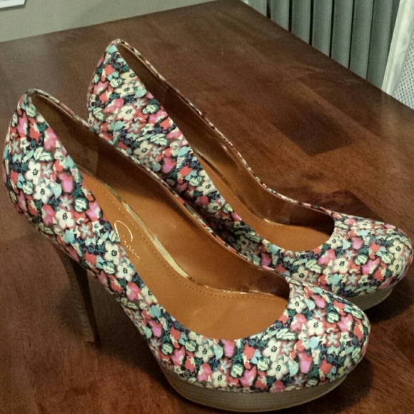 Jessica Simpson Flowered Heels