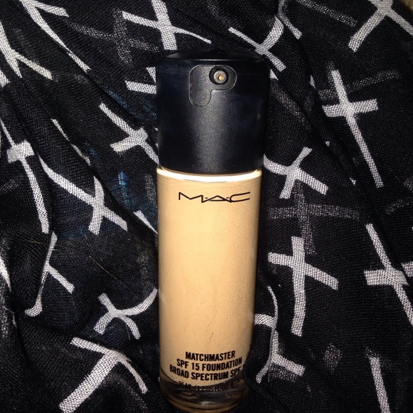 MAC matchmaster foundation