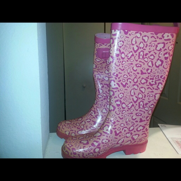 Rain Boots - Picture 1 of 2