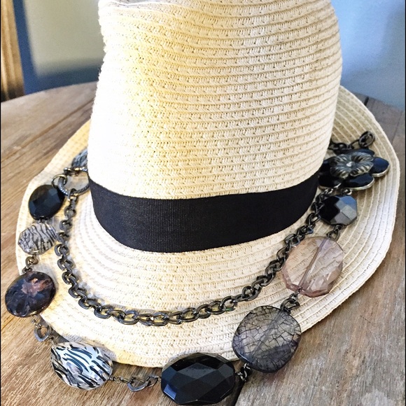 NY&Co embellished zebra inspired necklace