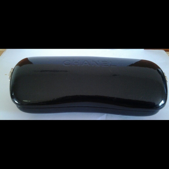 CHANEL SUNGLASSES CASE