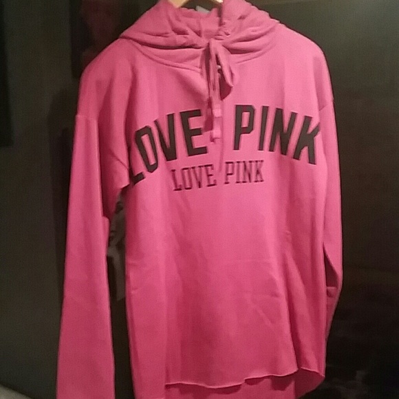 Dark pink vs V neck tunic