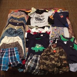 Boys lot!! Sizes between 12-18 months