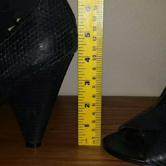 Black zipper heels - Picture 2 of 4
