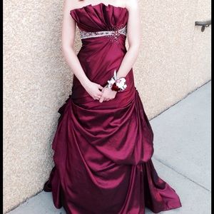 Prom dress - Plum/dark magenta (strapless)