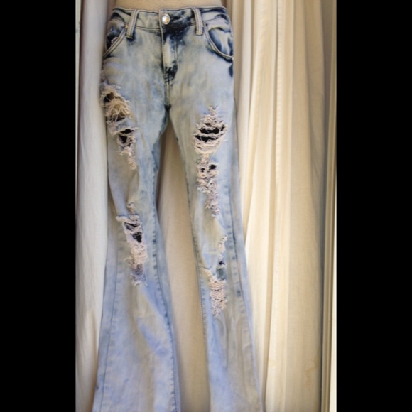 Light/dark mix ripped jeans