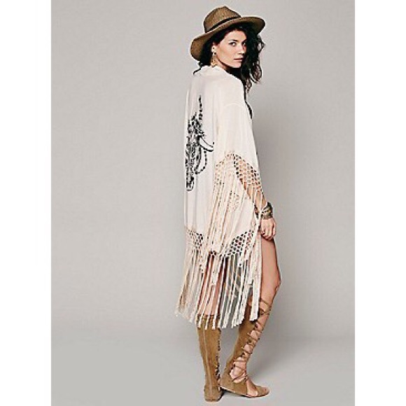 Spell & the Gypsy Stag Amulet Kimono