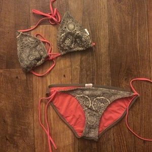 Swim suit
