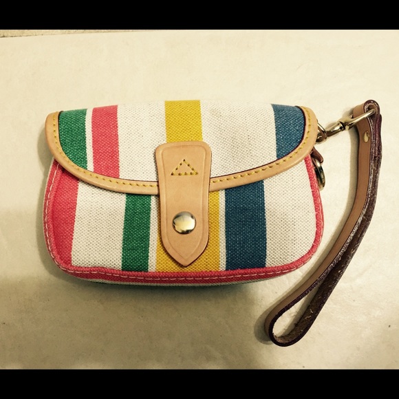 Dooney & Bourke wristlet