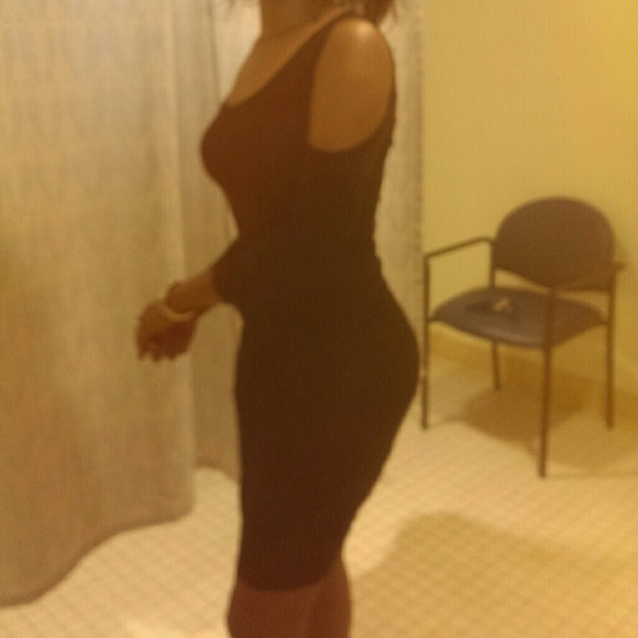 Dress - Picture 4 of 4