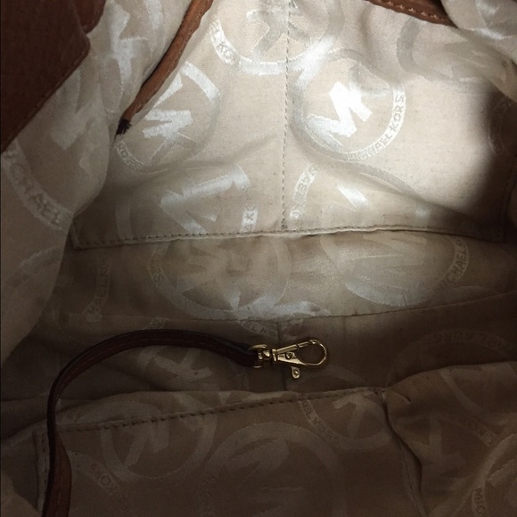 Additional pic MK bag - Picture 2 of 3