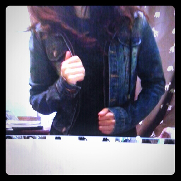 Jean jacjet with hoodie