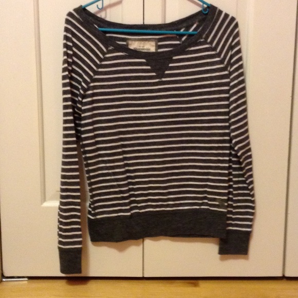 Abercrombie & Fitch Tops - Abercrombie and Fitch striped top