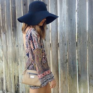 Accessories - Floppy Hat Accessories - Floppy Hat
