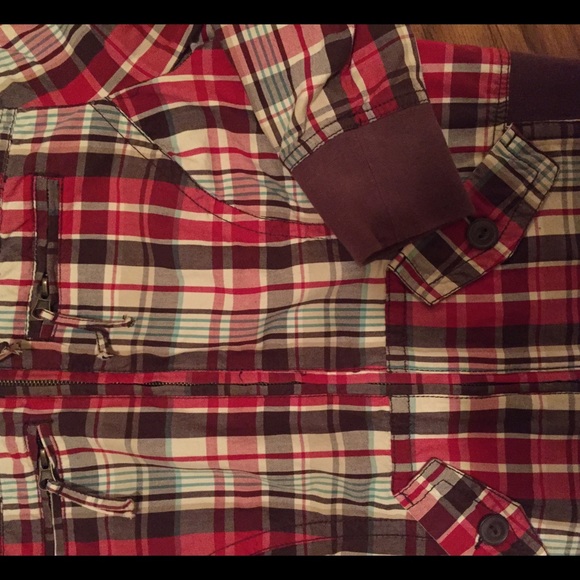 Cutest Plaid Jacket ever! - Picture 3 of 4