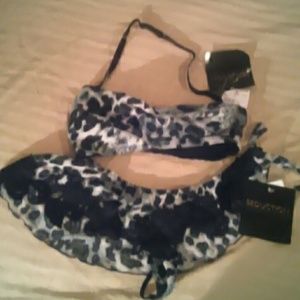 Frederick's of Hollywood bra and panties