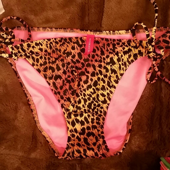 Bikini bottoms