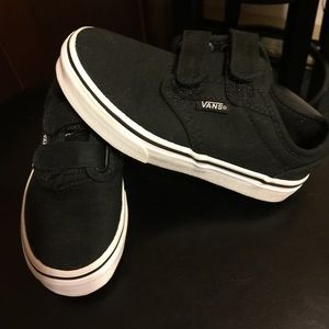 ON HOLD****Youth Boys Vans