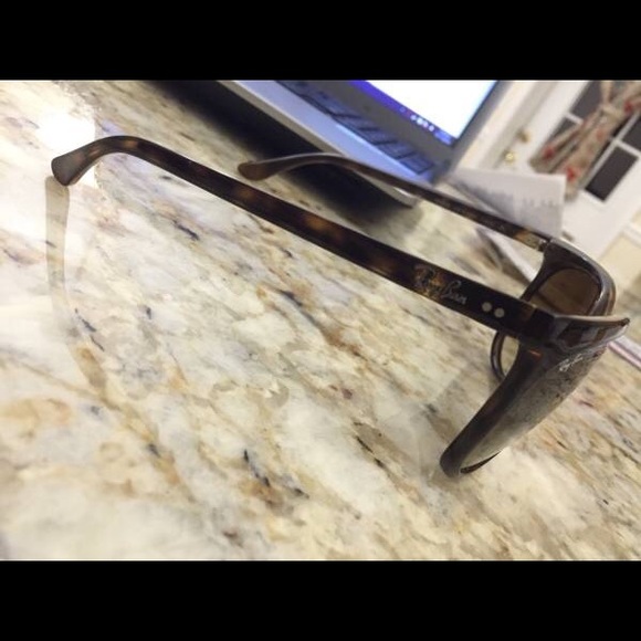 RayBan sunglasses - Picture 2 of 4