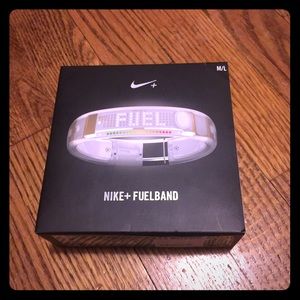Nike fuel band limited edition Ice