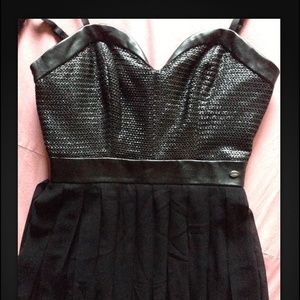 Guess black party dress
