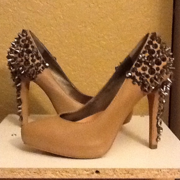 Sam Edelman heels tan with spikes. Never worn.