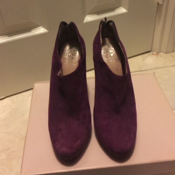 Vince Camuto size 7 used once