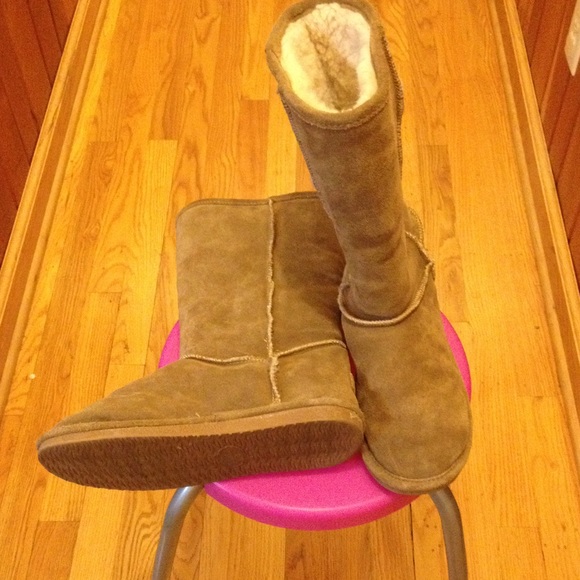 Tan boots