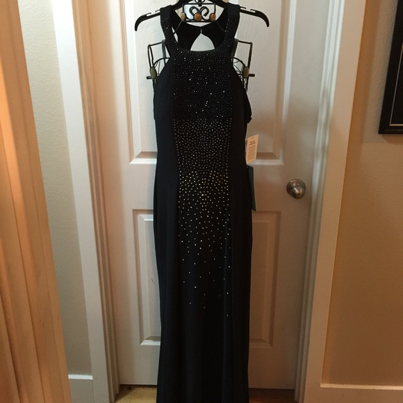 Jackie Jon New York Dresses & Skirts - NEW🍷long black dress w/slenderizing beads PROM🌷
