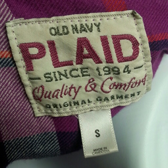 Old navy button up - Picture 3 of 3