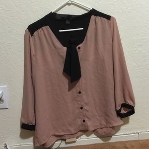 Creme Blouse