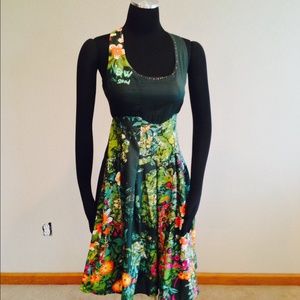 🌹Fun and flirty spring time dress🌷