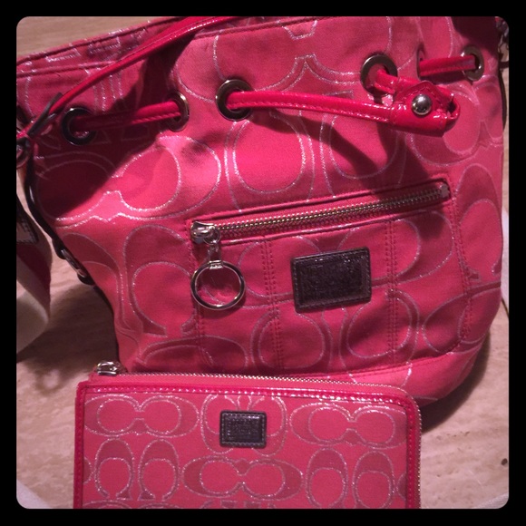 Authentic Coach Poppy Bag