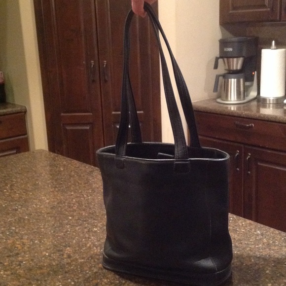 Authentic Coach bag - Picture 2 of 4