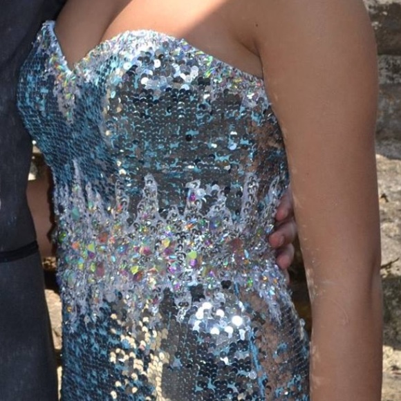 Long Tony Bowls formal / prom dress - Picture 3 of 4