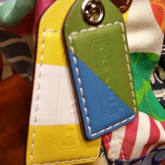 Purse - Picture 2 of 4