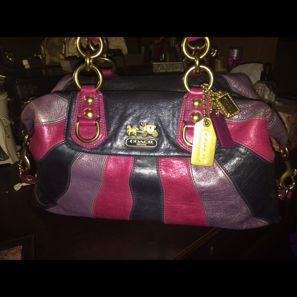 💖Looking for matching accessories💕Coach Sabrina