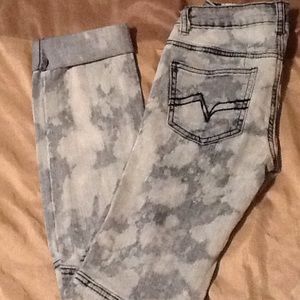 Washed out ripped jeans