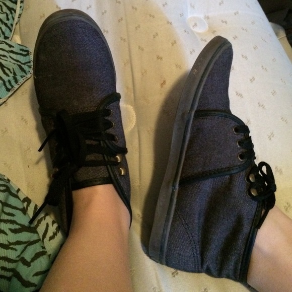 Vans size 7.5!! Only worn a couple times