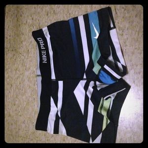 NIKE PROS